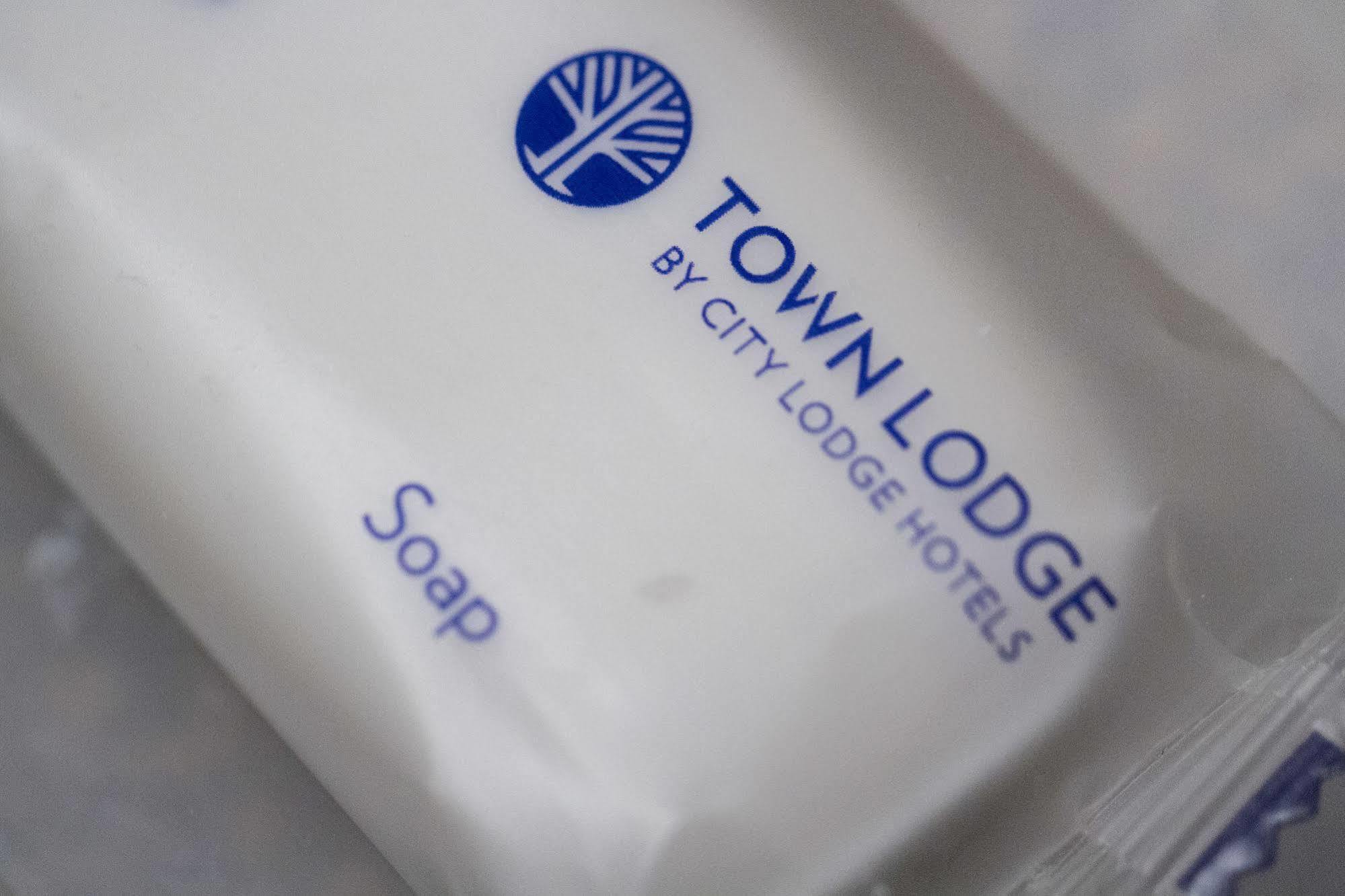 Town Lodge George Exteriör bild